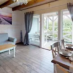 Nyaraló Stunning In With Heated Swimming Pool Karwia